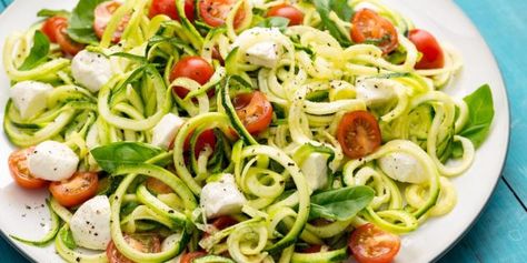 Salada tomate abobrinha mussarela superfácil