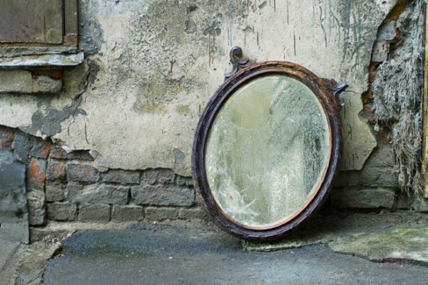 espelho maldição superstição proteção saúde casa 