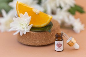 Óleo essencial Neroli aromaterapia saúde pele pressão alta